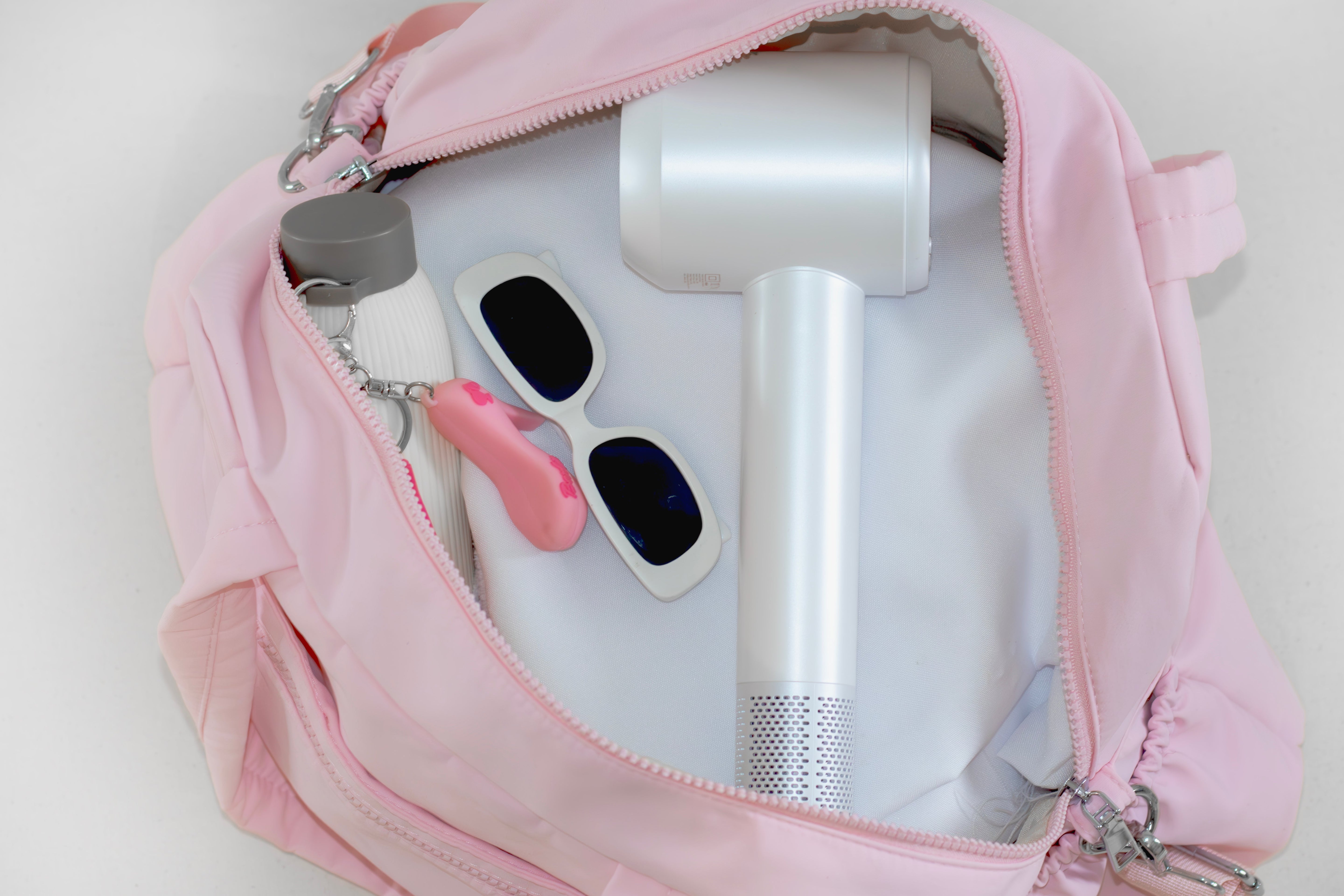 Your Guide to Choosing the Right Travel Hair Dryer - Vividreamore